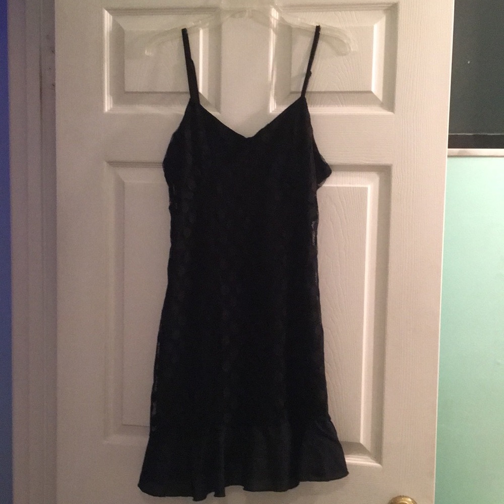 Free Generation, Little black dress, lace